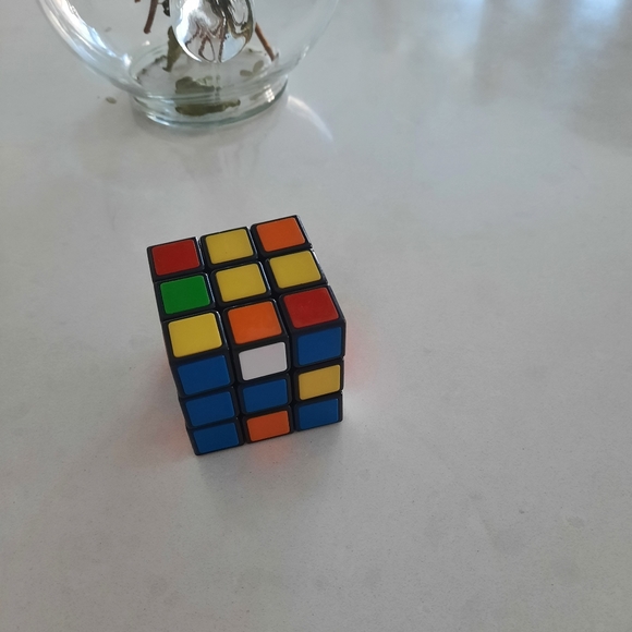 Rubiks cube - Picture 4 of 4